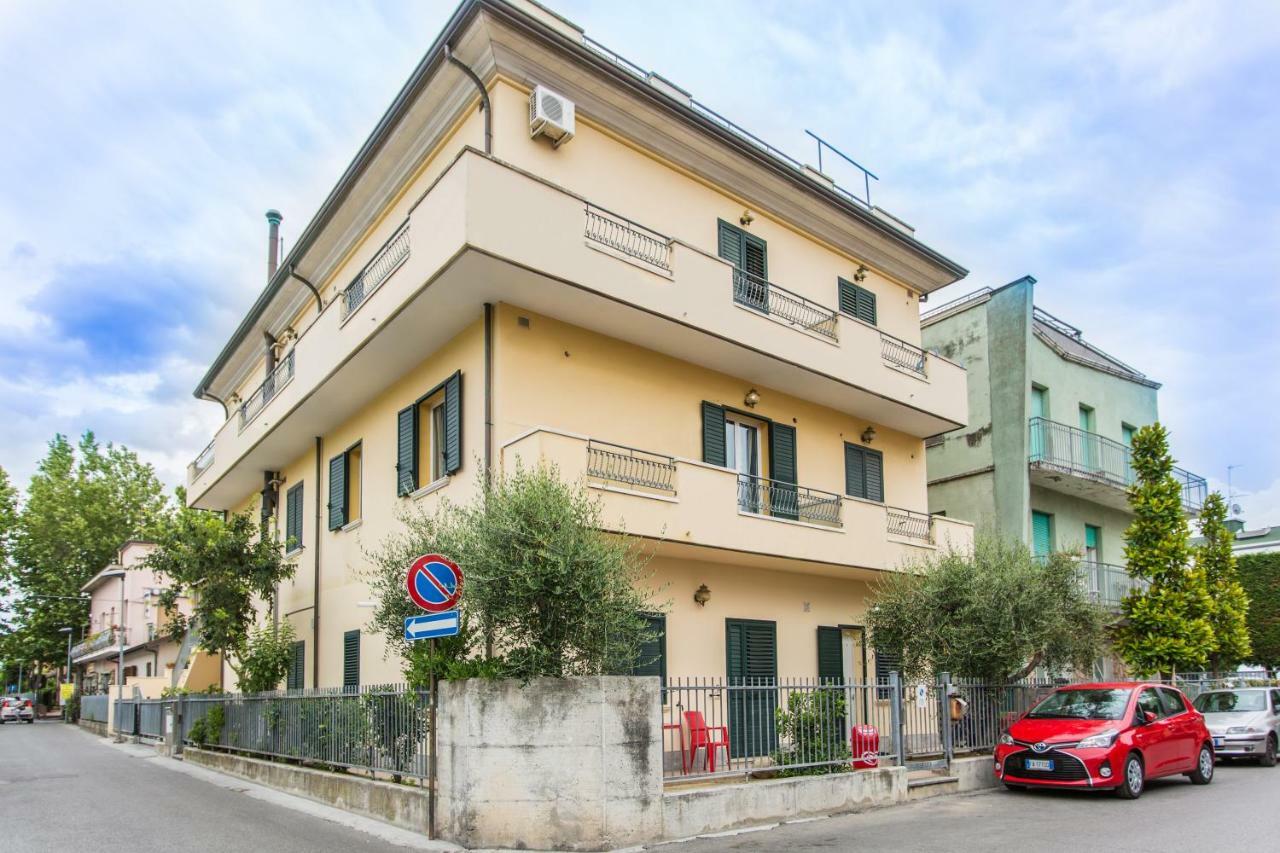 Residence Kimba Rimini Exterior photo